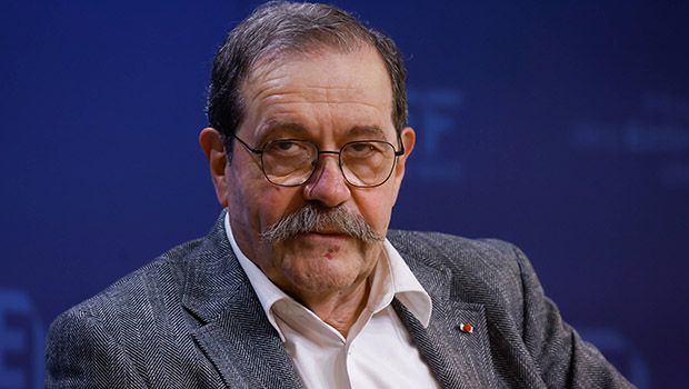 Alain Aspect