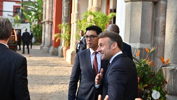 Andry Rajoelina et Emmanuel Macron
